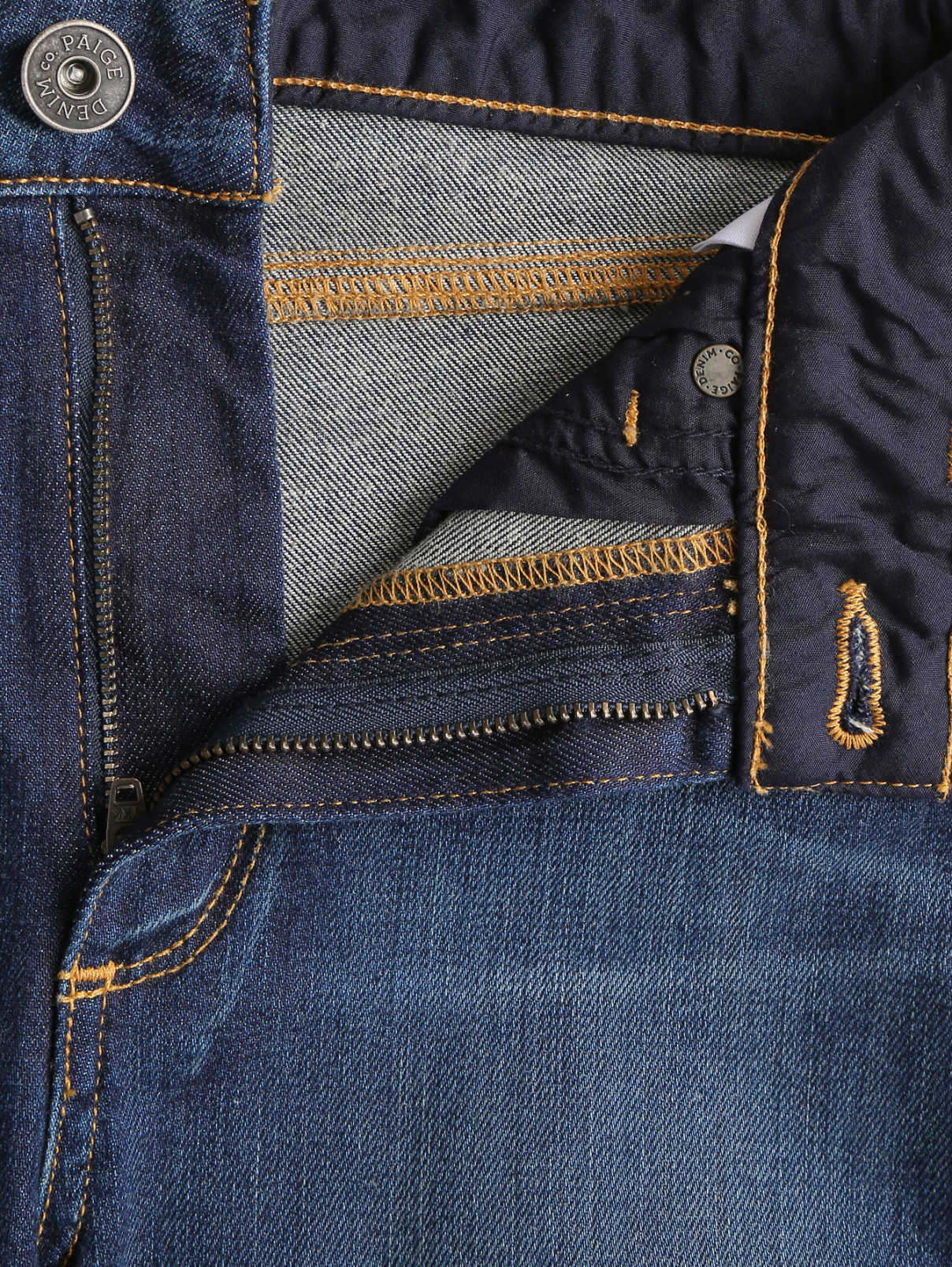 Узкие джинсы с потертостями Paige  –  Деталь1  – Цвет:  Синий